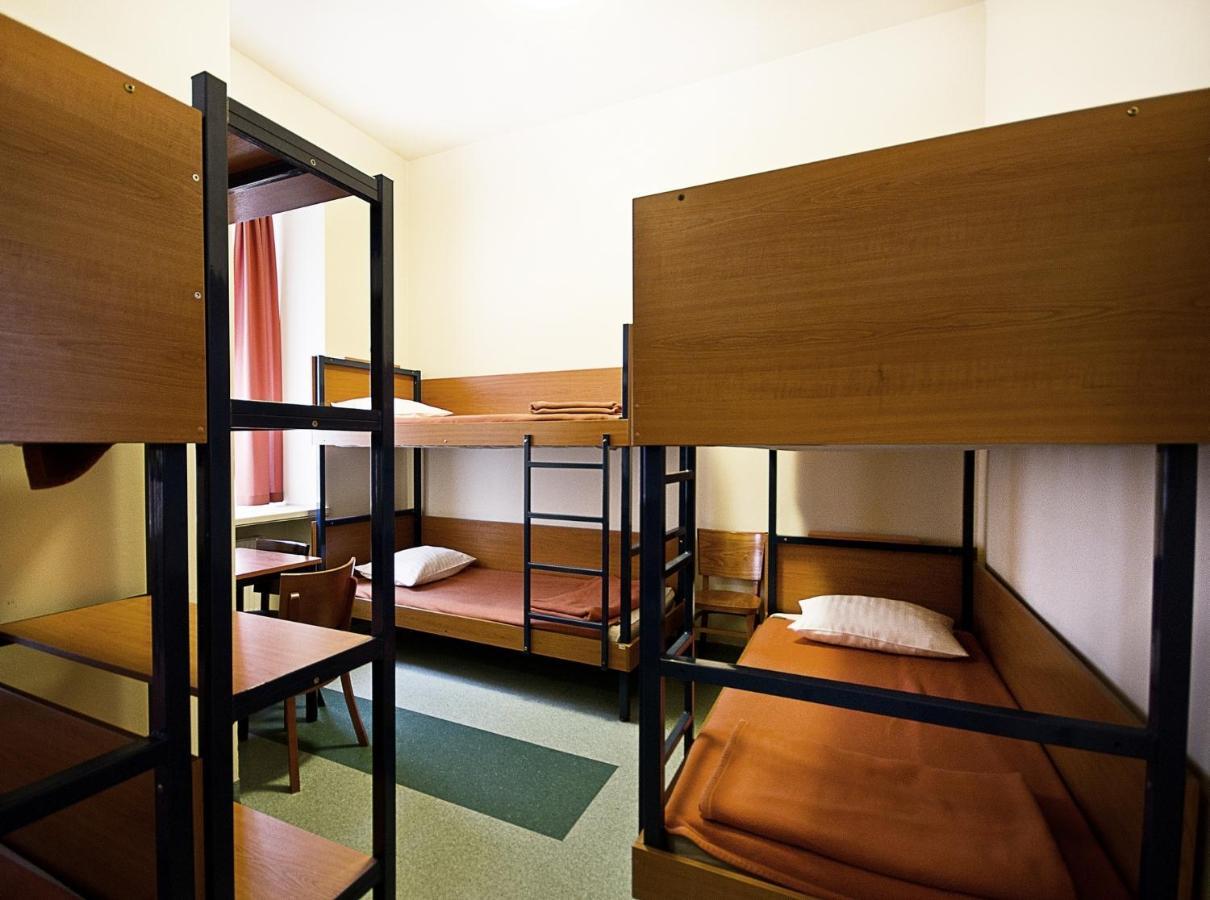 Schronisko Na Wyspie Hostel Βρότσλαβ Δωμάτιο φωτογραφία
