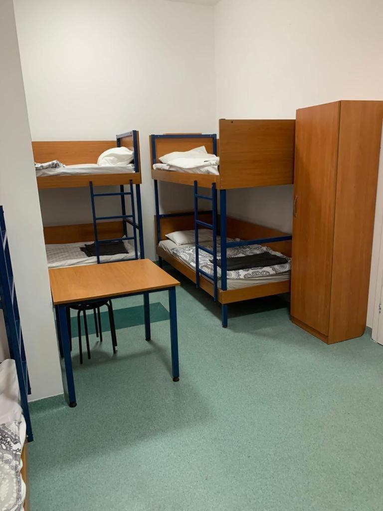 Schronisko Na Wyspie Hostel Βρότσλαβ Εξωτερικό φωτογραφία