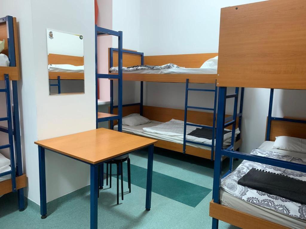 Schronisko Na Wyspie Hostel Βρότσλαβ Εξωτερικό φωτογραφία